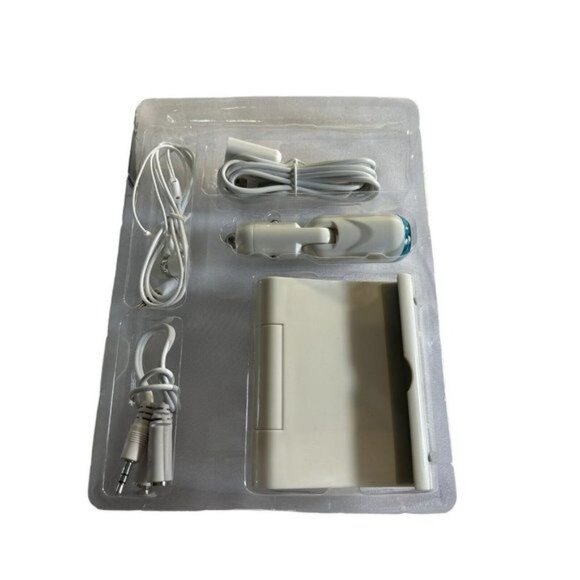 Digital Gadgets Mobile Device 7 Accessories Universal Starter Kit New - Picture 6 of 7